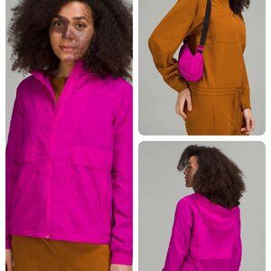 Lululemon Hood Lite Packable Jacket in Purple Highlight (Size 8)